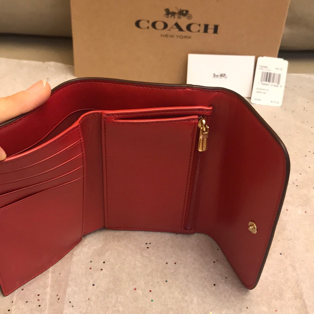 Coach Medium Envelope Wallet Brand New - Picture 6 of 8